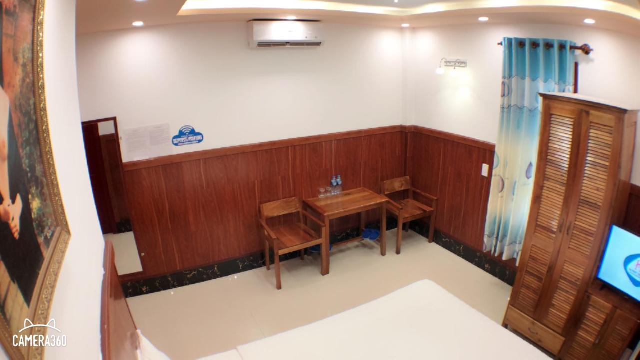 Ha Phat Hotel Duong Dong  Exterior photo