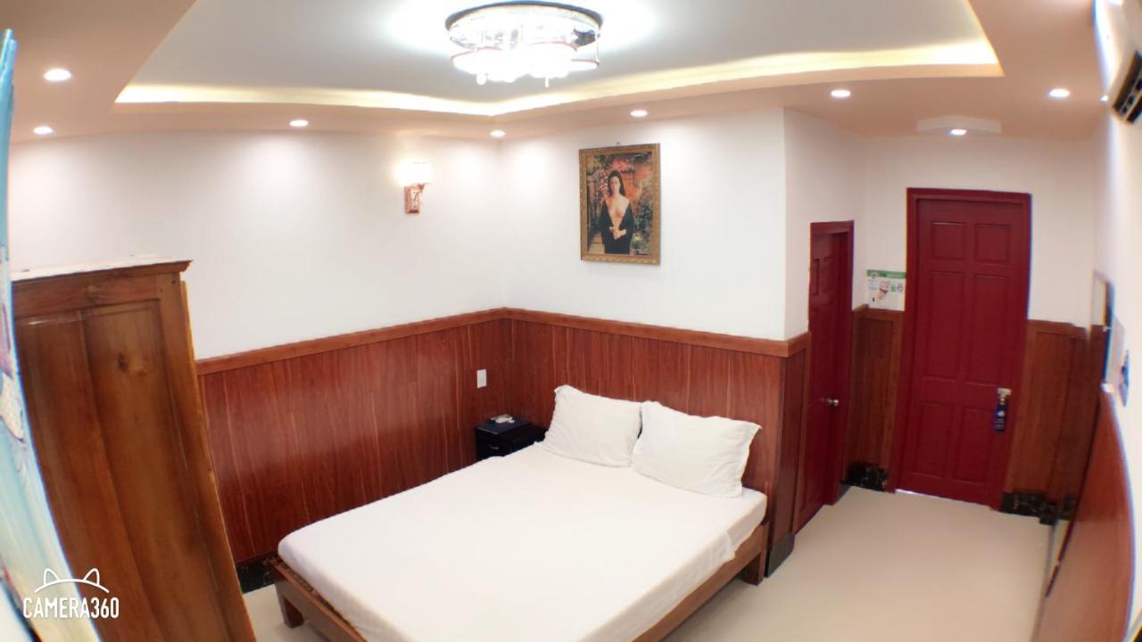 Ha Phat Hotel Duong Dong  Exterior photo
