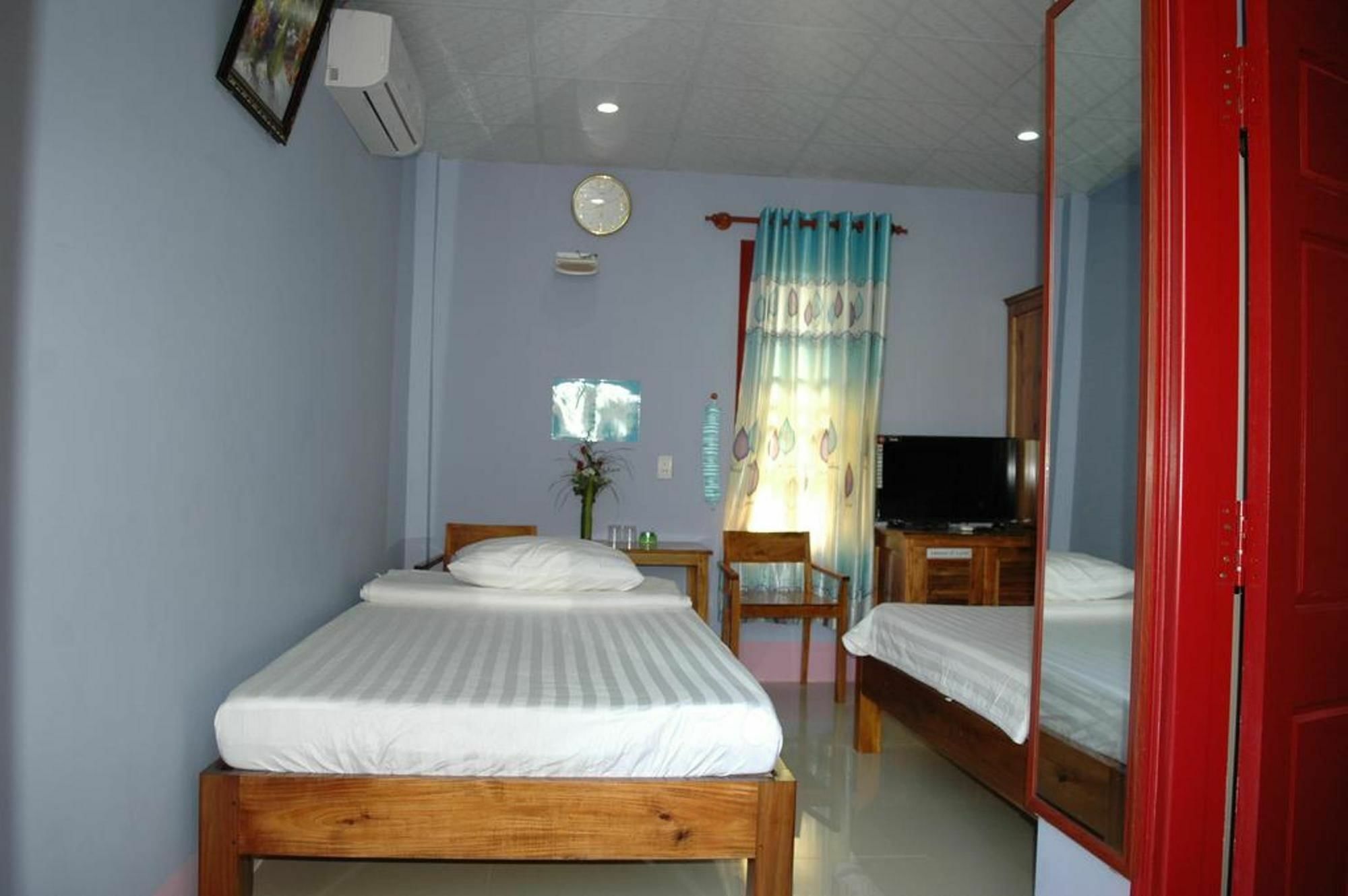Ha Phat Hotel Duong Dong  Exterior photo