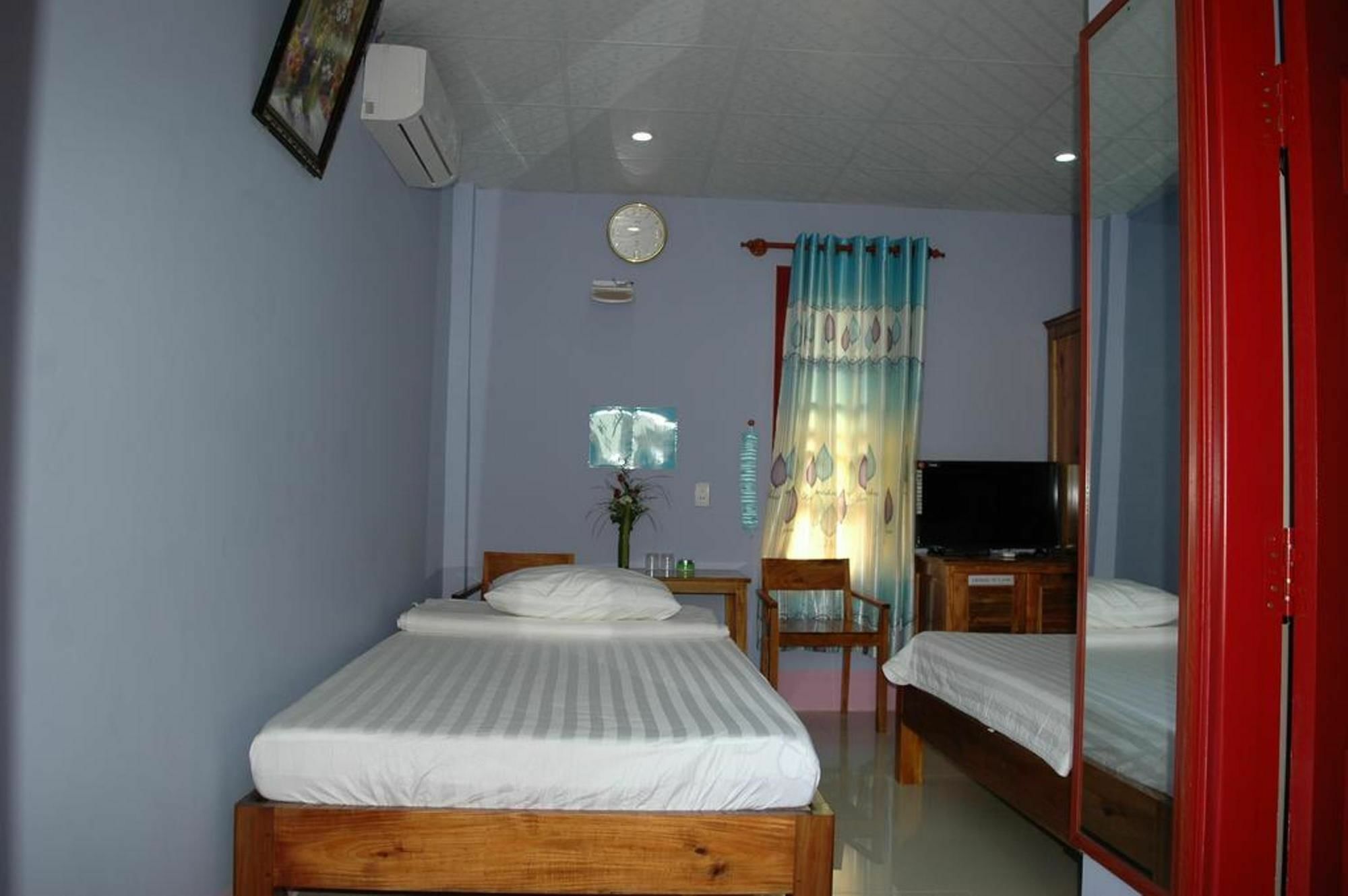 Ha Phat Hotel Duong Dong  Exterior photo